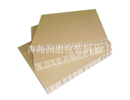 简要介绍蜂窝纸生产厂家生产蜂窝纸板的情况